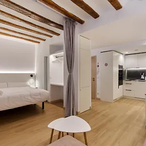 tuapartamento-lofts-lindapamplona.sansebastianhotels.net/