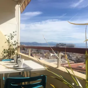 apartamento-en-el-centro-de-torremolinos-1.hotelsinnerja.org/